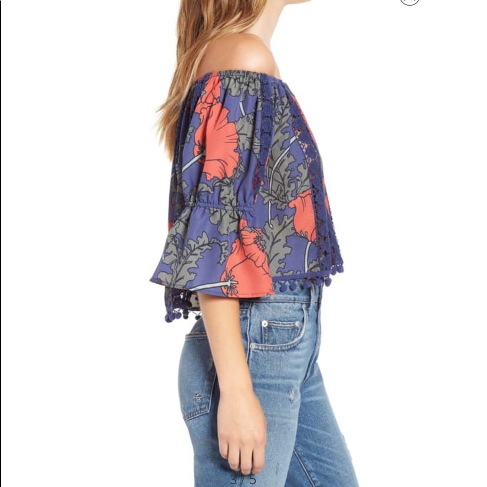 Tularosa Alexa Off Shoulder Top - Picture 3 of 8